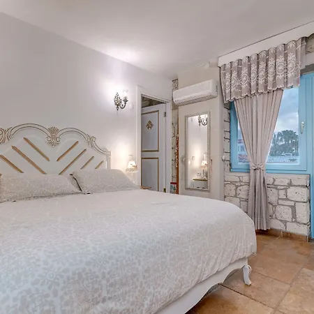Fora Hotel